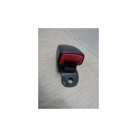 Attache ceinture arriere gauche SUZUKI SWIFT 3 d’occasion