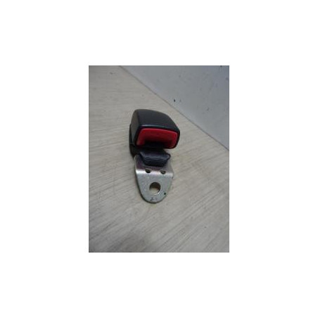 Attache ceinture arriere droit SUZUKI SWIFT 3 d’occasion