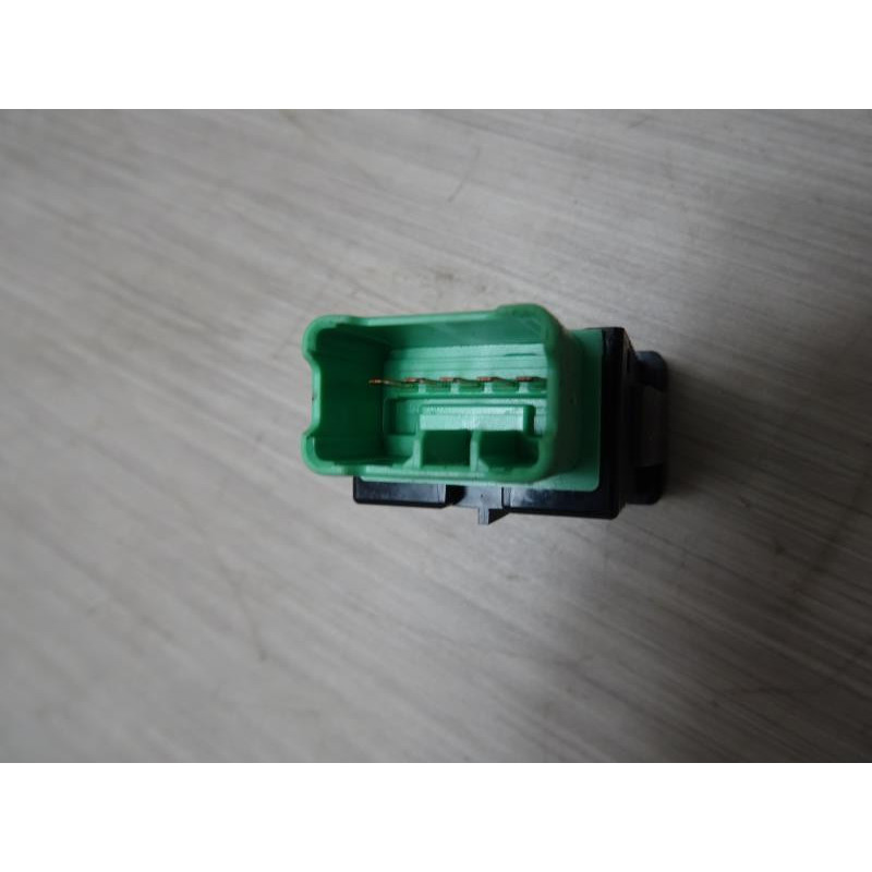 Commande anti brouillard arriere SUZUKI SWIFT 3 d’occasion