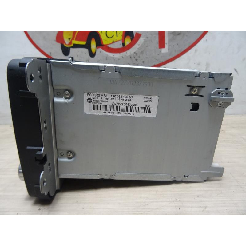 Autoradio d'origine VOLKSWAGEN GOLF 5 d’occasion