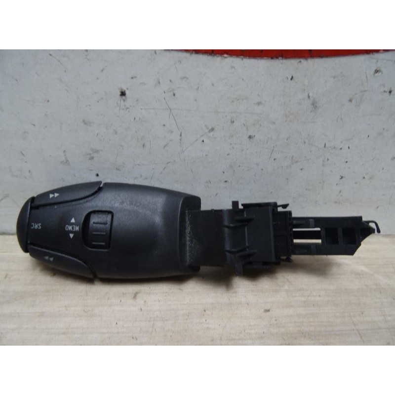 Commande autoradio PEUGEOT  d’occasion