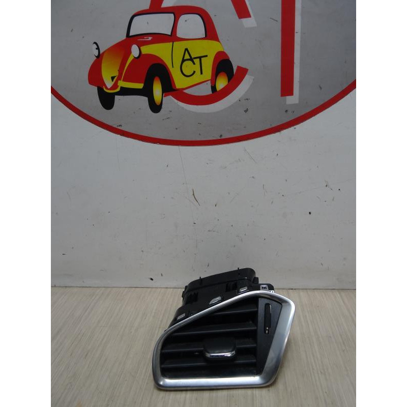 Aerateur tableau de bord avant gauche CITROEN C4 2 PHASE 1 d’occasion