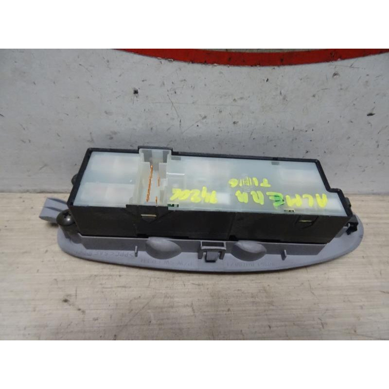Interrupteur de leve vitre avant gauche NISSAN ALMERA TINO PHASE 2 d’occasion