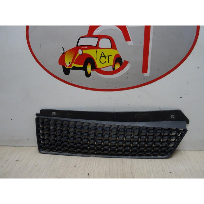 Grille de calandre gauche RENAULT MASTER 2 PHASE 2 d’occasion