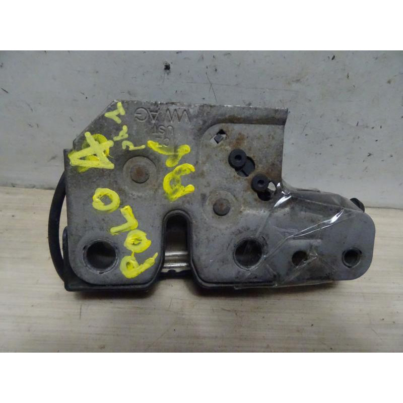 Serrure de capot VOLKSWAGEN  d’occasion