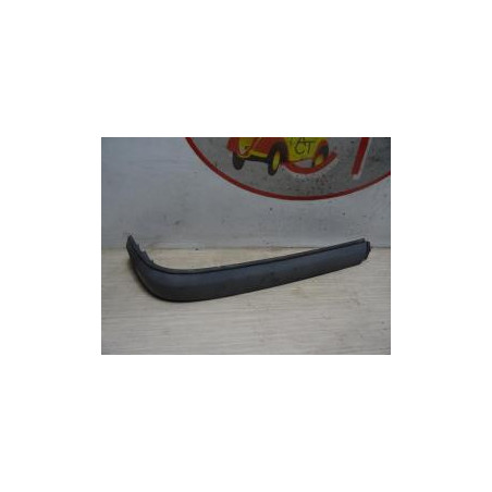 Enjoliveur moustache optique avant droit MAZDA E 2200 d’occasion