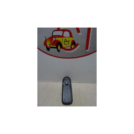 Interrupteur de leve vitre avant droit DACIA DUSTER 1 PHASE 2 d’occasion