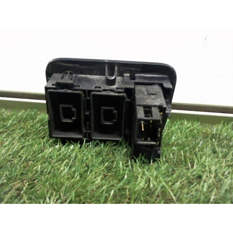 Commande de reglage hauteur de phare RENAULT MASTER d’occasion