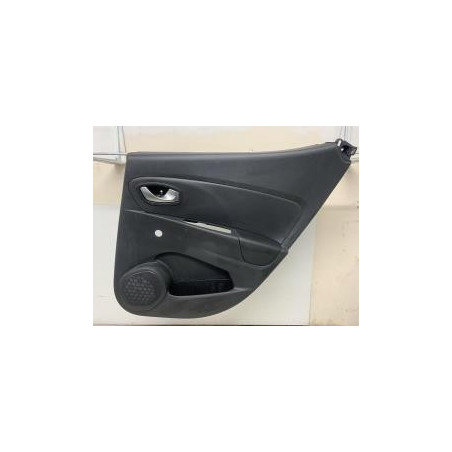 Garniture porte arriere droite RENAULT CLIO 4 PHASE 2 d’occasion