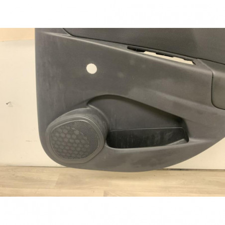 Garniture porte arriere droite RENAULT CLIO 4 PHASE 2 d’occasion