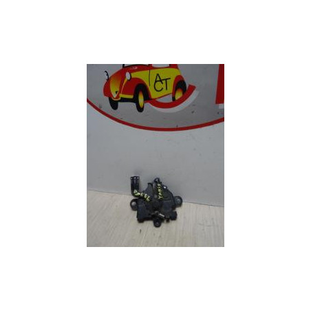 Serrure de capot TOYOTA YARIS 2 PHASE 2 d’occasion