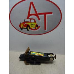 Cric VOLKSWAGEN GOLF 2 d’occasion