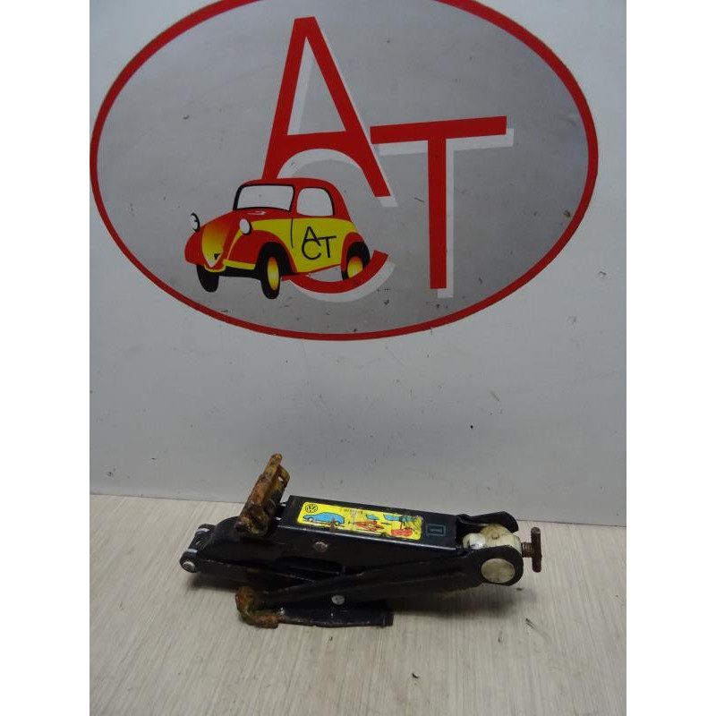 Cric VOLKSWAGEN GOLF 2 d’occasion