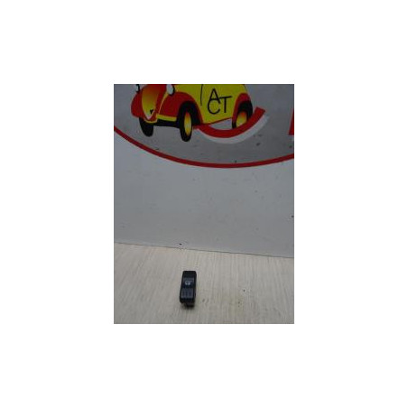 Commande degivrage lunette arriere DACIA LOGAN MCV 1 PHASE 1 BREAK d’occasion
