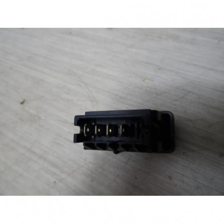 Commande degivrage lunette arriere DACIA LOGAN MCV 1 PHASE 1 BREAK d’occasion