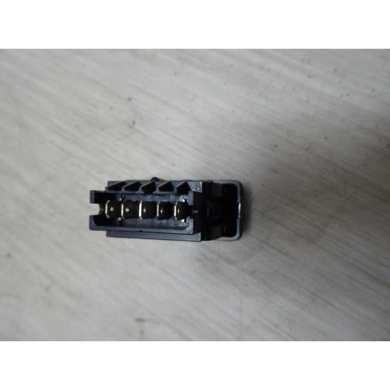 Commande de fermeture centralisee DACIA LOGAN MCV 1 PHASE 1 BREAK d’occasion