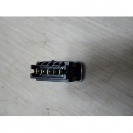 Commande de fermeture centralisee DACIA LOGAN MCV 1 PHASE 1 BREAK d’occasion