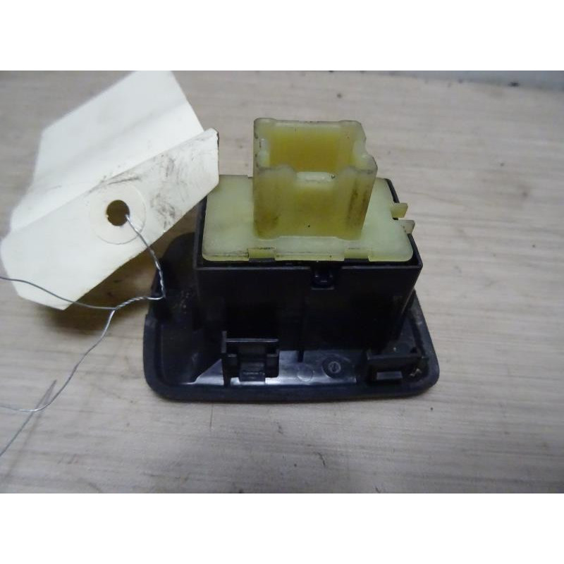Interrupteur de leve vitre avant droit DACIA LODGY PHASE 1 d’occasion