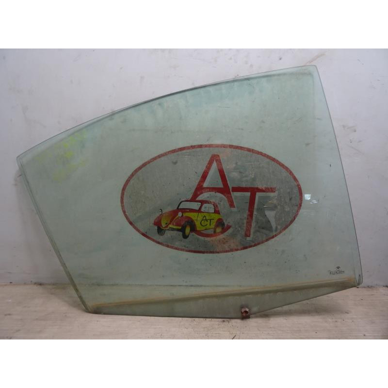 Vitre arriere droit BMW SERIE 3 E46 PHASE 1 d’occasion