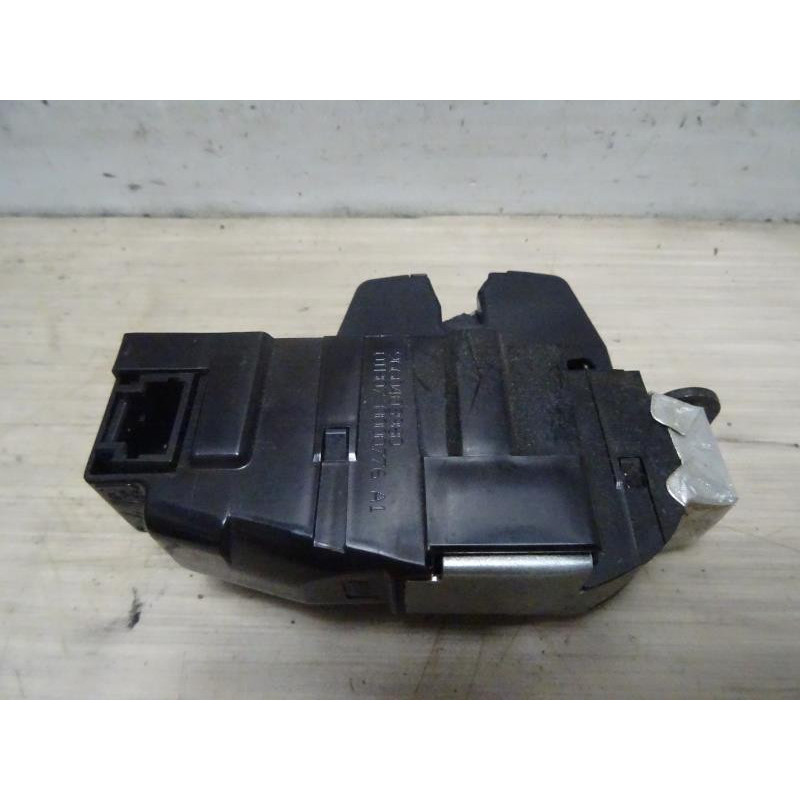 Serrure de hayon PEUGEOT  d’occasion