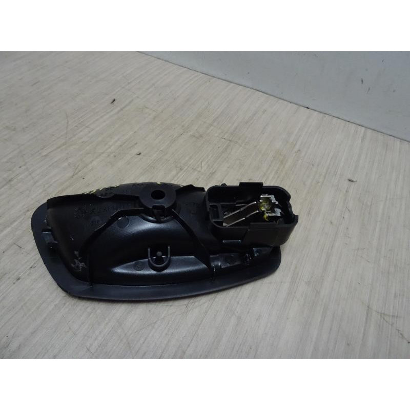Poignee interieur arriere gauche RENAULT CAPTUR 1 PHASE 2 d’occasion