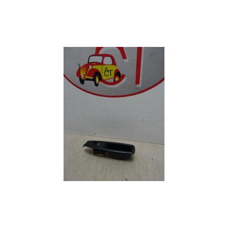 Interrupteur de leve vitre arriere droit RENAULT CAPTUR 1 PHASE 2 d’occasion