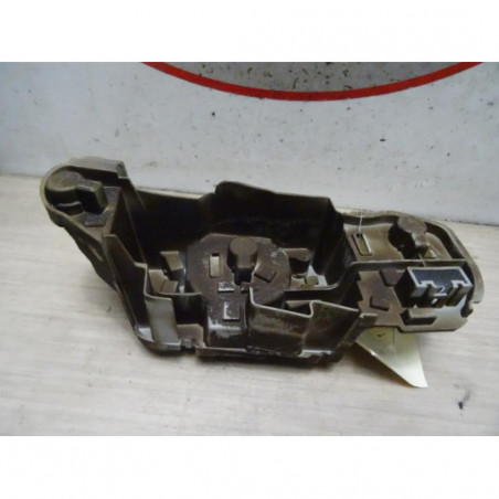 Platine feu arriere gauche TOYOTA COROLLA VERSO 2 PHASE 1 d’occasion