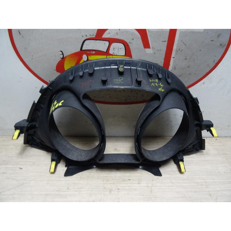 Casquette tableau de bord TOYOTA AURIS 2 PHASE 2 BREAK d’occasion