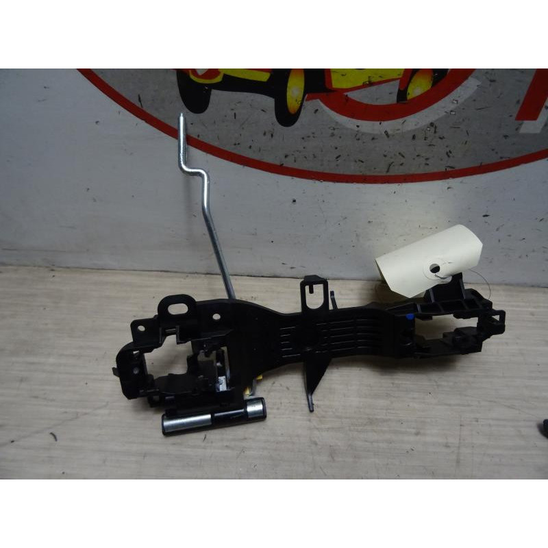 Support poignee porte avant gauche TOYOTA AURIS 2 PHASE 2 BREAK d’occasion