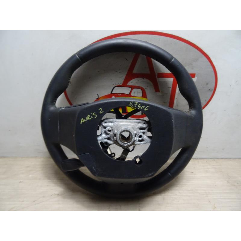 Volant TOYOTA AURIS 2 PHASE 2 BREAK d’occasion