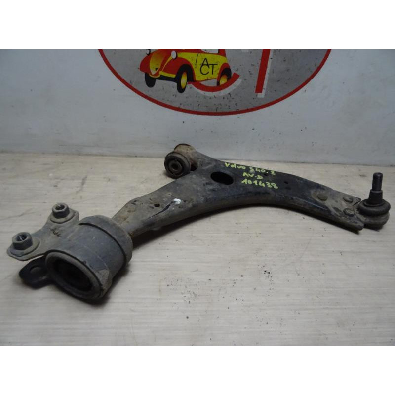 Triangle avant droit VOLVO S 40 2 PHASE 2 d’occasion