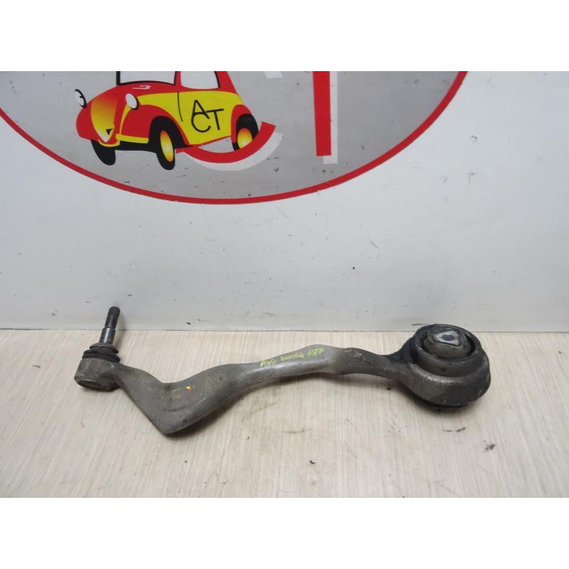 Bras de suspension superieur avant gauche BMW SERIE 1 E81 d’occasion