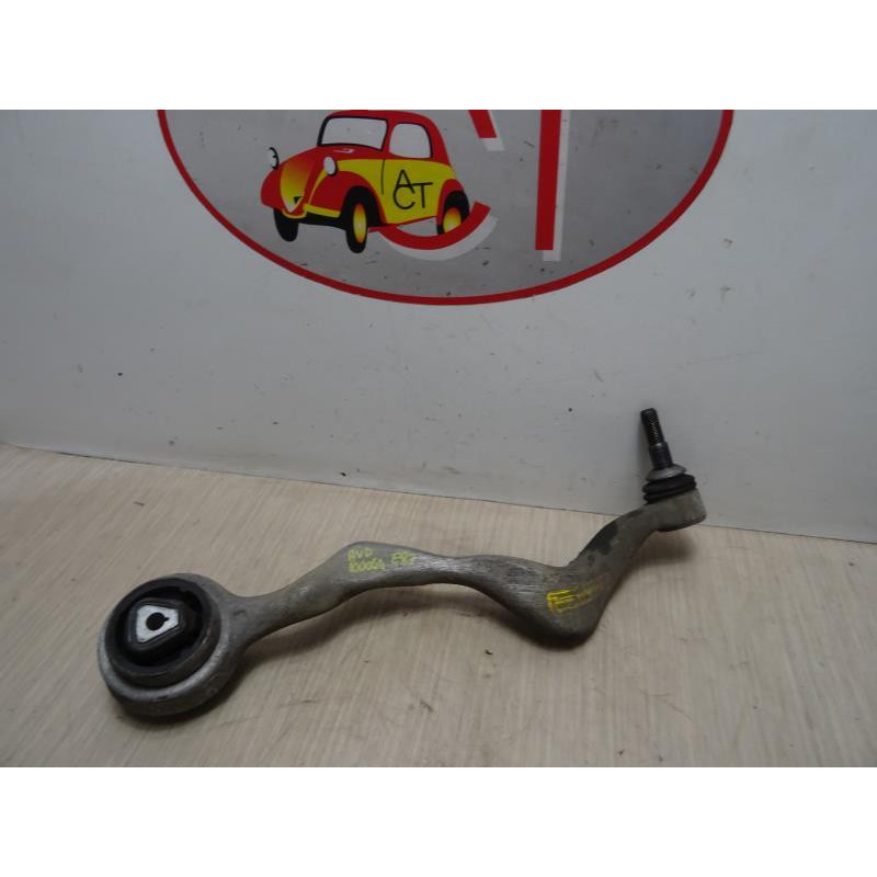 Bras de suspension superieur avant droit BMW SERIE 1 E81 d’occasion