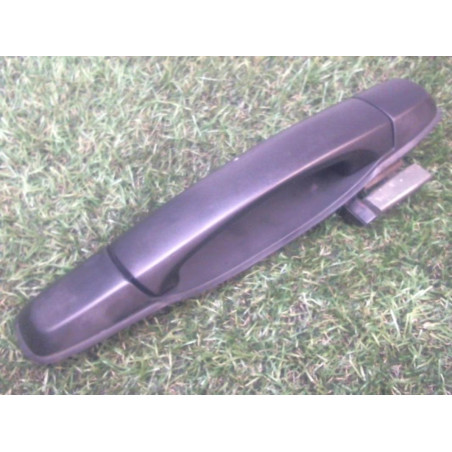 Poignee porte avant droit SUBARU FORESTER II PHASE 1 d’occasion