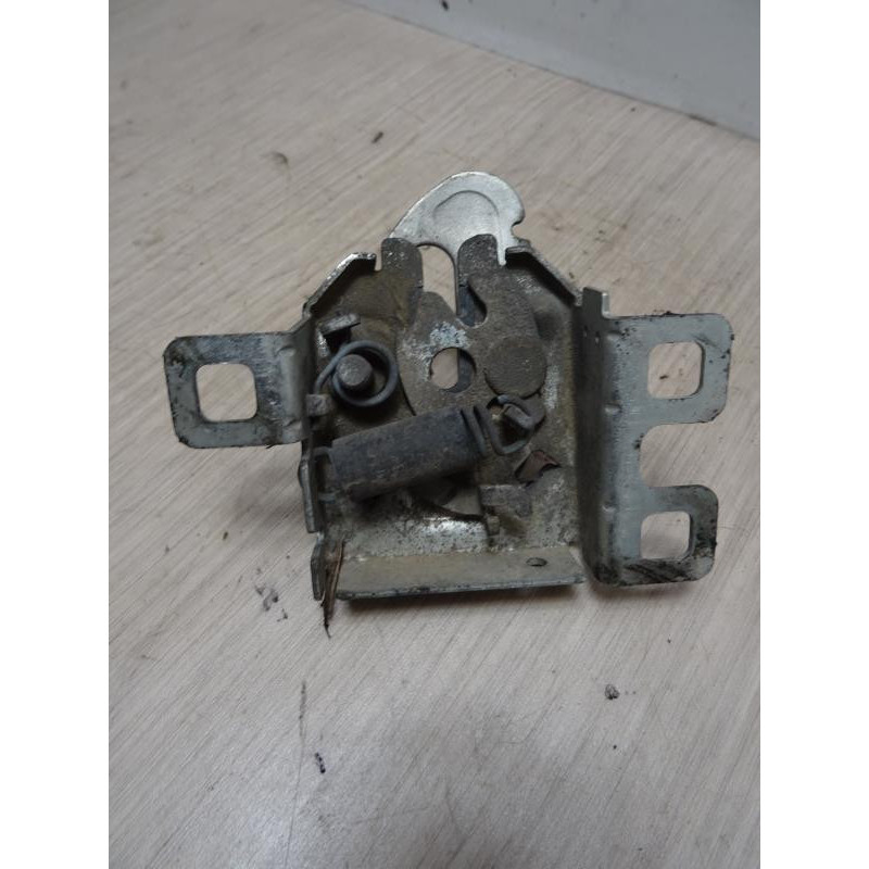 Serrure de capot PEUGEOT BIPPER d’occasion