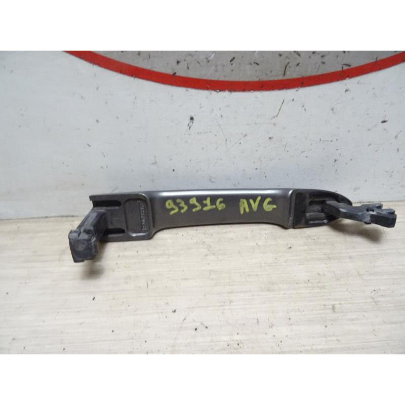 Poignee porte avant gauche RENAULT MEGANE 2 PHASE 1 d’occasion