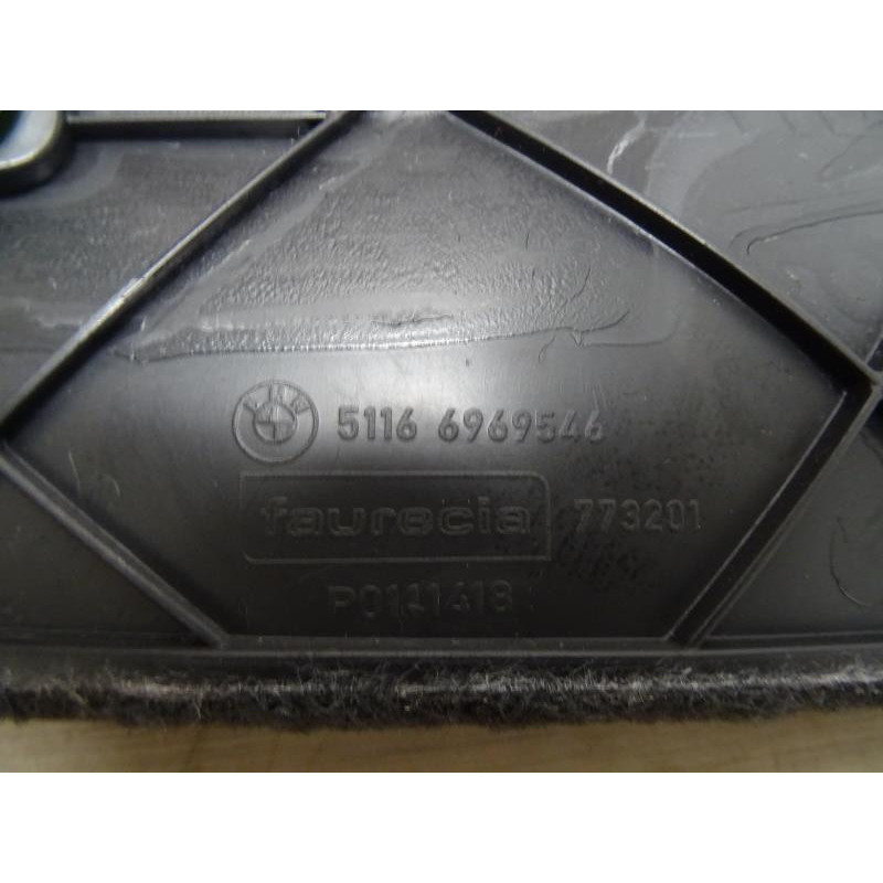 Garniture laterale droite BMW X5 E70 PHASE 1 d’occasion