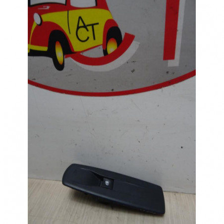 Interrupteur de leve vitre avant droit RENAULT MEGANE 3 PHASE 3 d’occasion