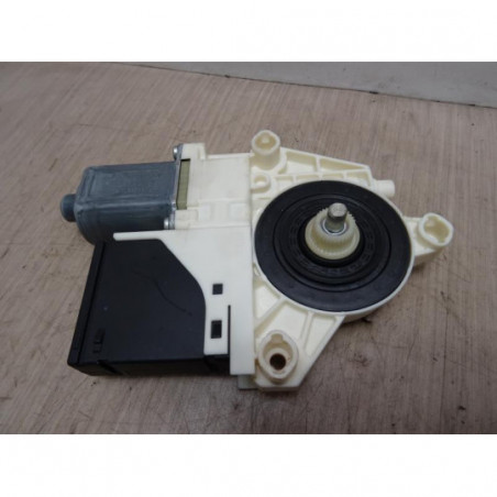 Moteur leve vitre arriere gauche RENAULT MEGANE 3 PHASE 3 d’occasion