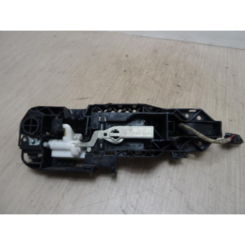 Poignee porte arriere gauche RENAULT MEGANE 3 PHASE 3 d’occasion