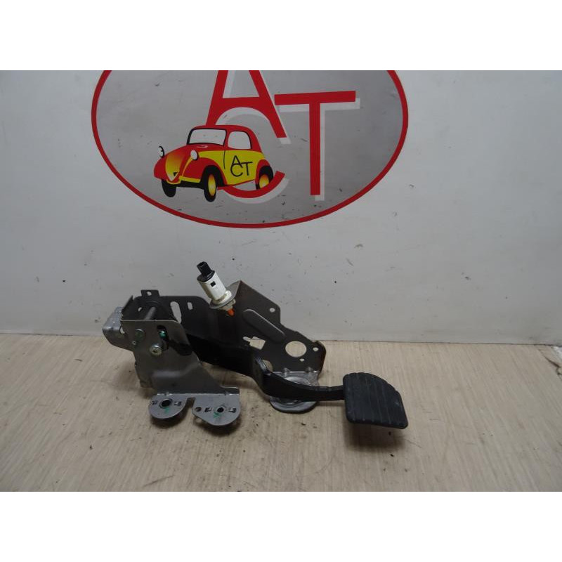 Pedalier de frein RENAULT MEGANE 3 PHASE 3 d’occasion