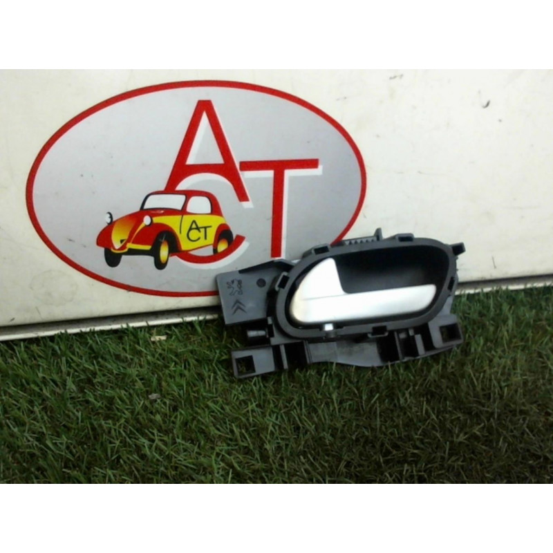 Poignee interieur arriere gauche PEUGEOT 207 1.6 HDI d’occasion