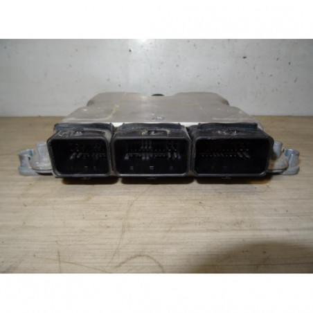 Calculateur moteur RENAULT TRAFIC 2 PHASE 1 d’occasion