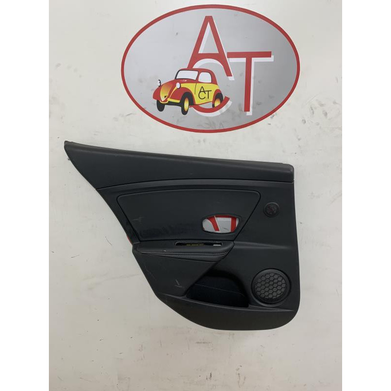 Garniture porte arriere gauche RENAULT MEGANE 3 PHASE 3 d’occasion