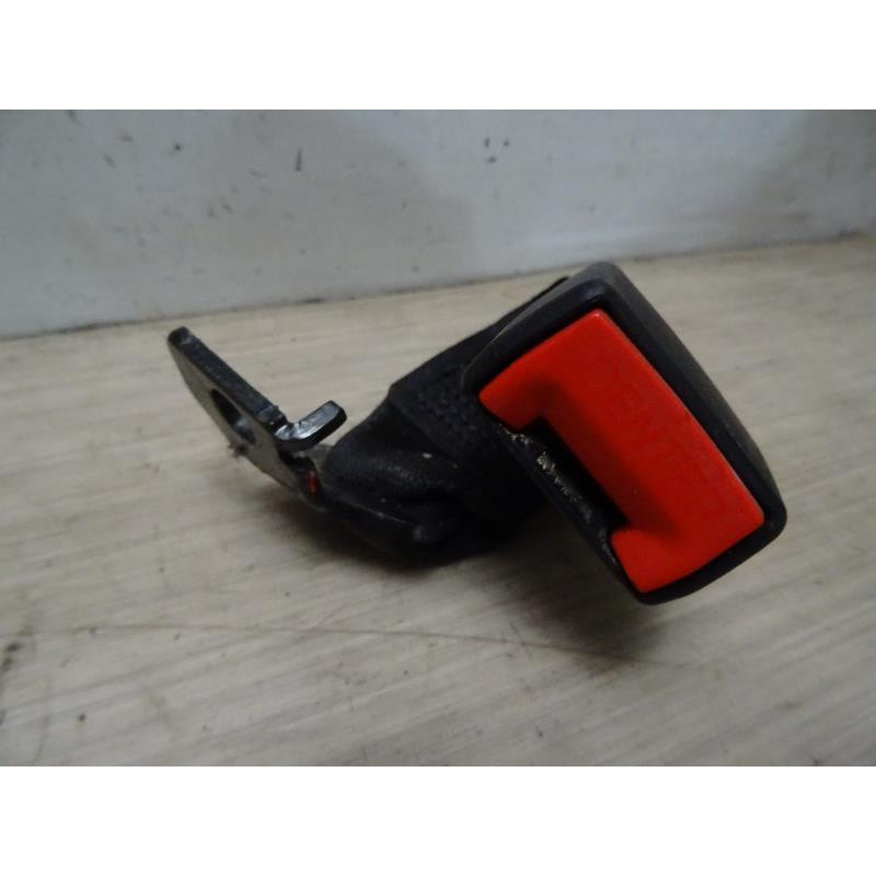 Attache ceinture arriere droit BMW SERIE 5 E60 PHASE 2 d’occasion