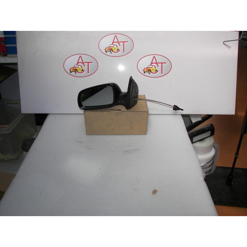 Retroviseur gauche VOLKSWAGEN GOLF IV d’occasion