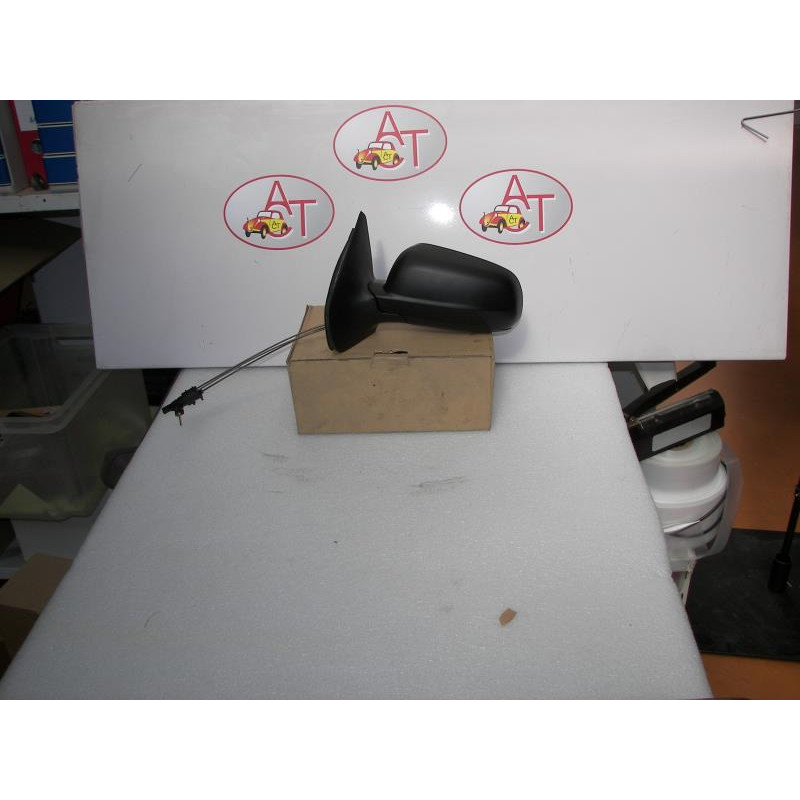 Retroviseur gauche VOLKSWAGEN GOLF IV d’occasion