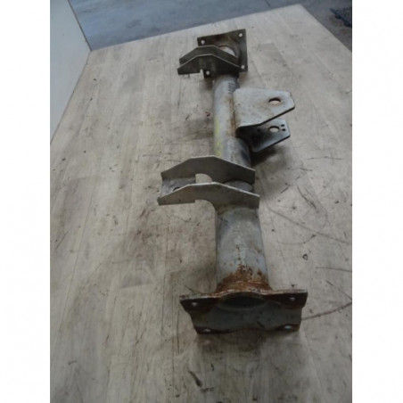 Renfort pare choc avant (traverse) RENAULT B80 d’occasion