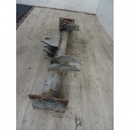 Renfort pare choc avant (traverse) RENAULT B80 d’occasion