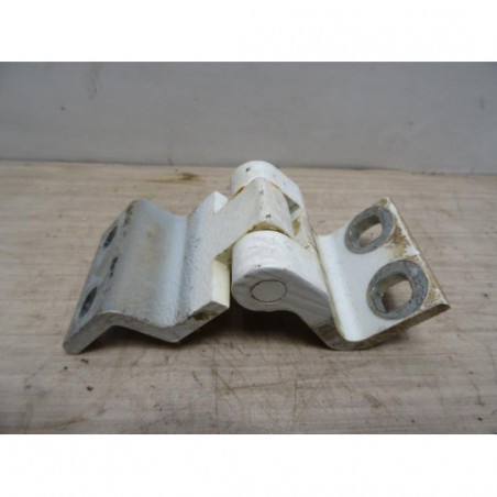 Charniere de porte de coffre droit PEUGEOT BIPPER d’occasion
